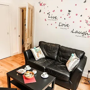 Apartamento Chic & Bright Flat Near Holyrood Park, Edimburgo